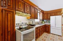 42 WOOLGAR AVENUE | Toronto Ontario | Slide Image Ten