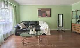 51 LORNA RAE BOULEVARD | Toronto Ontario | Slide Image Two