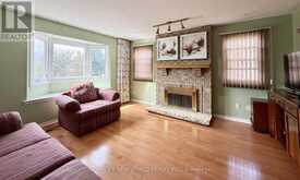 51 LORNA RAE BOULEVARD | Toronto Ontario | Slide Image Six