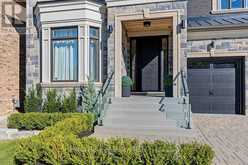 86 SCULPTURE GARDEN LANE | Vaughan Ontario | Slide Image Three