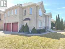 67 CHANTILLY CRESCENT | Richmond Hill Ontario | Slide Image Three