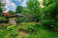 61 GRENVIEW BOULEVARD N | Toronto Ontario | Slide Image Thirty-one