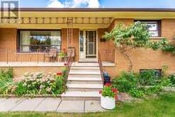 4 DUNREO DRIVE | Toronto Ontario | Slide Image Six