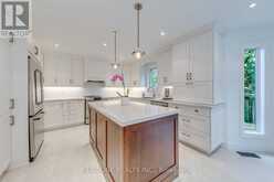 415 MARCH CRESCENT | Oakville Ontario | Slide Image Nineteen