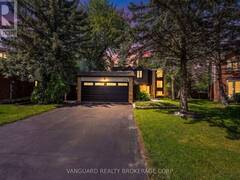 336 DINGLE COURT Caledon Ontario, L7E 4T1