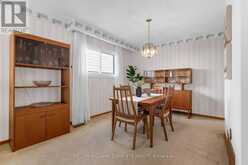 2134 CARTIER CRESCENT | Burlington Ontario | Slide Image Eight