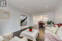 2041 MADDEN BOULEVARD | Oakville Ontario | Slide Image Ten
