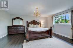 2041 MADDEN BOULEVARD | Oakville Ontario | Slide Image Thirty-one