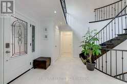2041 MADDEN BOULEVARD | Oakville Ontario | Slide Image Six