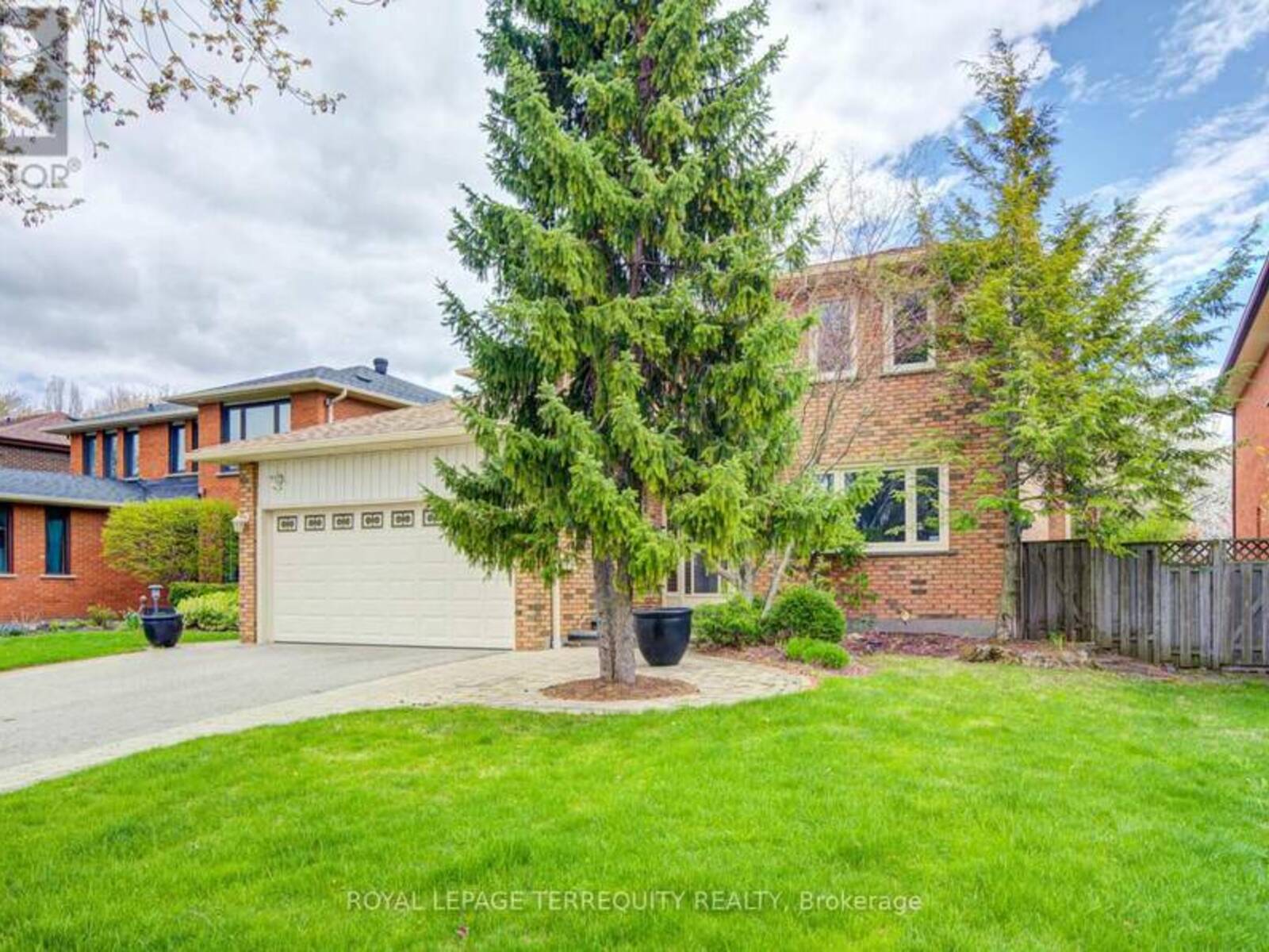 1656 CARRINGTON ROAD, Mississauga, Ontario L5M 2K2