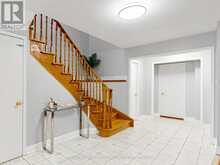 1125 IVANDALE DRIVE | Mississauga Ontario | Slide Image Seventeen