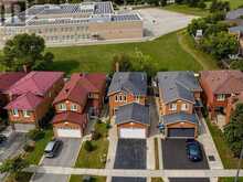 1125 IVANDALE DRIVE | Mississauga Ontario | Slide Image Forty-three