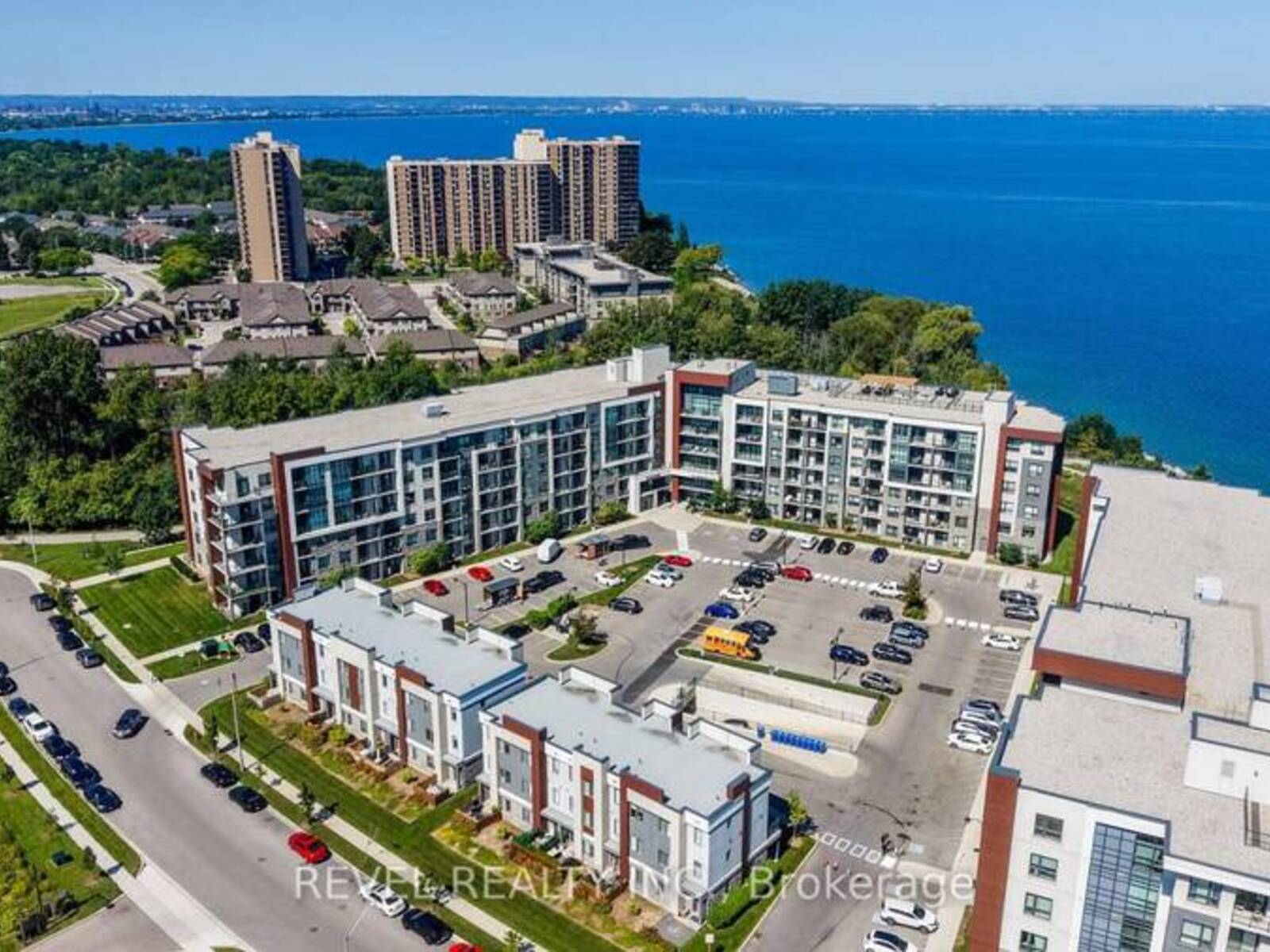 235 - 125 SHOREVIEW PLACE, Hamilton, Ontario L8E 0K3