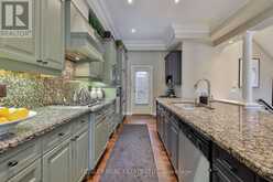 74 ABERDEEN AVENUE | Toronto Ontario | Slide Image Twelve