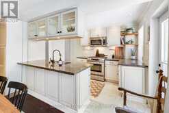 214 GAINSBOROUGH ROAD | Toronto Ontario | Slide Image Twelve