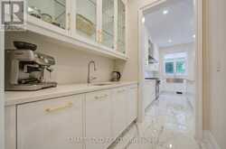 2 MENOTTI DRIVE | Richmond Hill Ontario | Slide Image Fourteen
