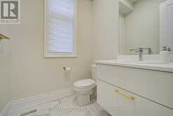 2 MENOTTI DRIVE | Richmond Hill Ontario | Slide Image Twenty-five