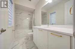 2 MENOTTI DRIVE | Richmond Hill Ontario | Slide Image Forty-seven