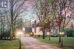 4 MILLS CIRCLE | Midhurst Ontario | Slide Image Three