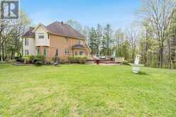 4 MILLS CIRCLE | Midhurst Ontario | Slide Image Forty-one