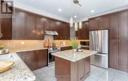 4640 ERWIN ROAD | Burlington Ontario | Slide Image Seventeen