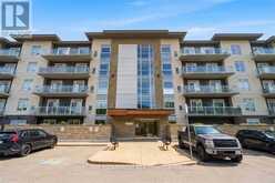 413 - 16 MARKLE CRESCENT | Ancaster Ontario | Slide Image Two