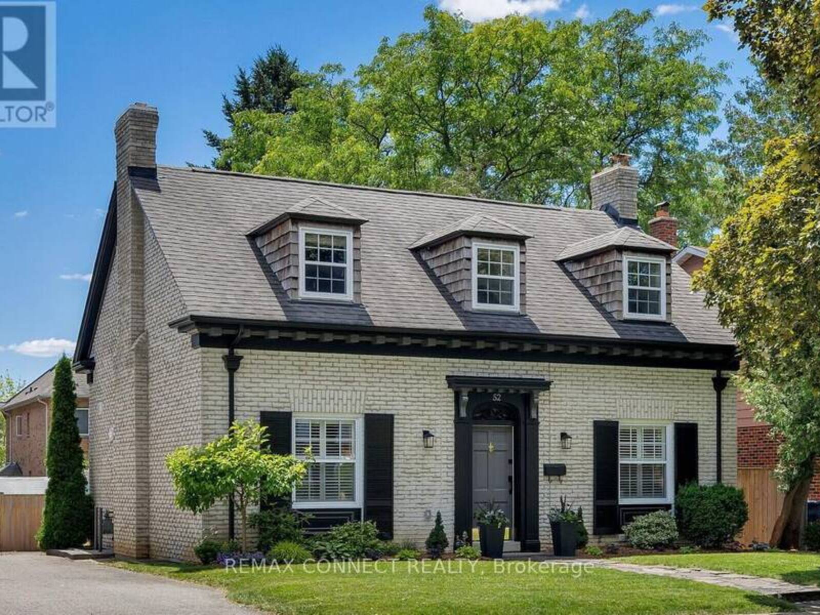 52 ANGUS DRIVE, Toronto, Ontario M2J 2X1