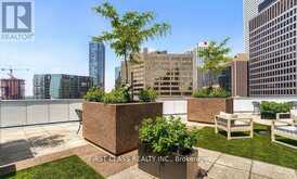 1303 - 33 UNIVERSITY AVENUE | Toronto Ontario | Slide Image Twenty