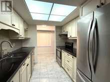 1303 - 33 UNIVERSITY AVENUE | Toronto Ontario | Slide Image Eight