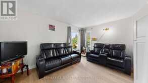 133 CARDINAL STREET | Barrie Ontario | Slide Image Thirteen