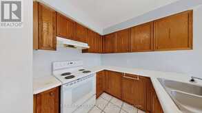 133 CARDINAL STREET | Barrie Ontario | Slide Image Sixteen
