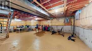 133 CARDINAL STREET | Barrie Ontario | Slide Image Forty