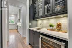 412 SAVILLE CRESCENT | Oakville Ontario | Slide Image Eight