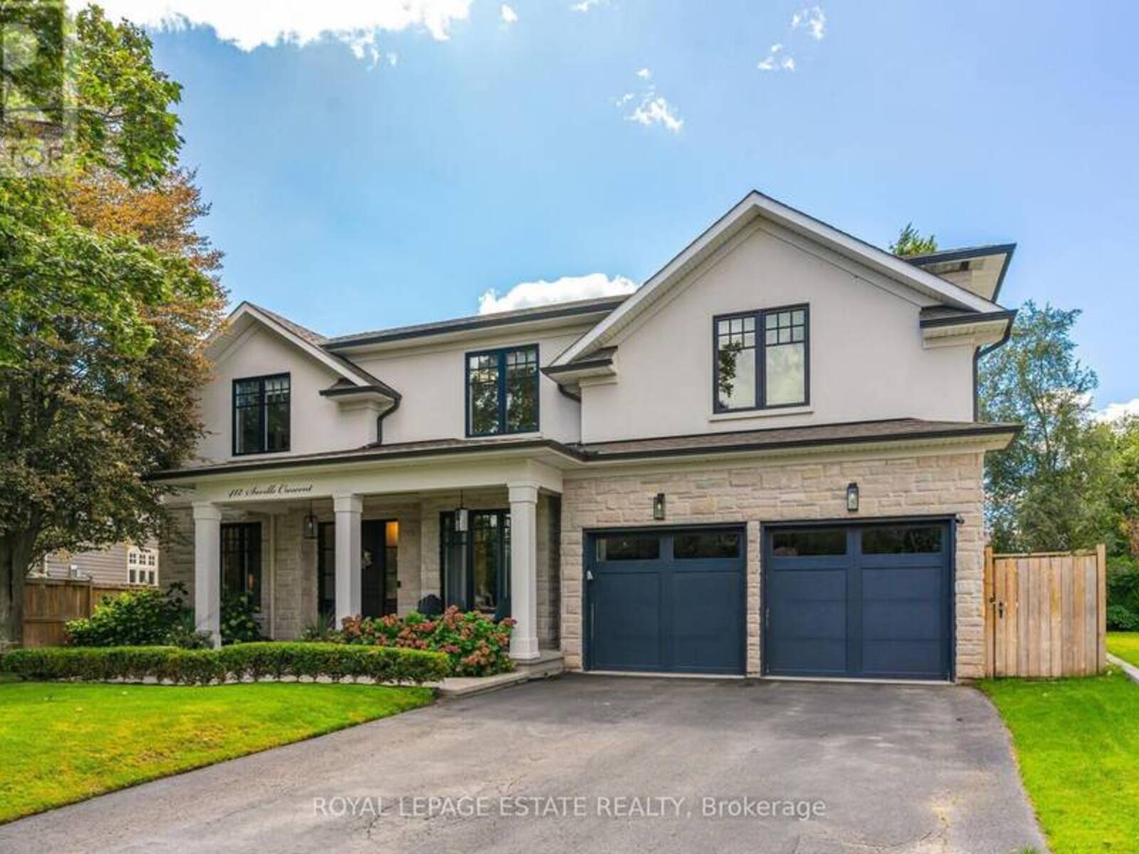 412 SAVILLE CRESCENT, Oakville, Ontario L6L 3T8