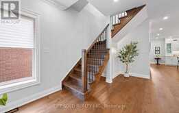 8 HACKMORE AVENUE | Toronto Ontario | Slide Image Sixteen