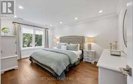 8 HACKMORE AVENUE | Toronto Ontario | Slide Image Eighteen