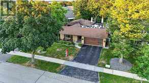 16 MONTEREY ROAD | Kitchener Ontario | Slide Image Forty-six