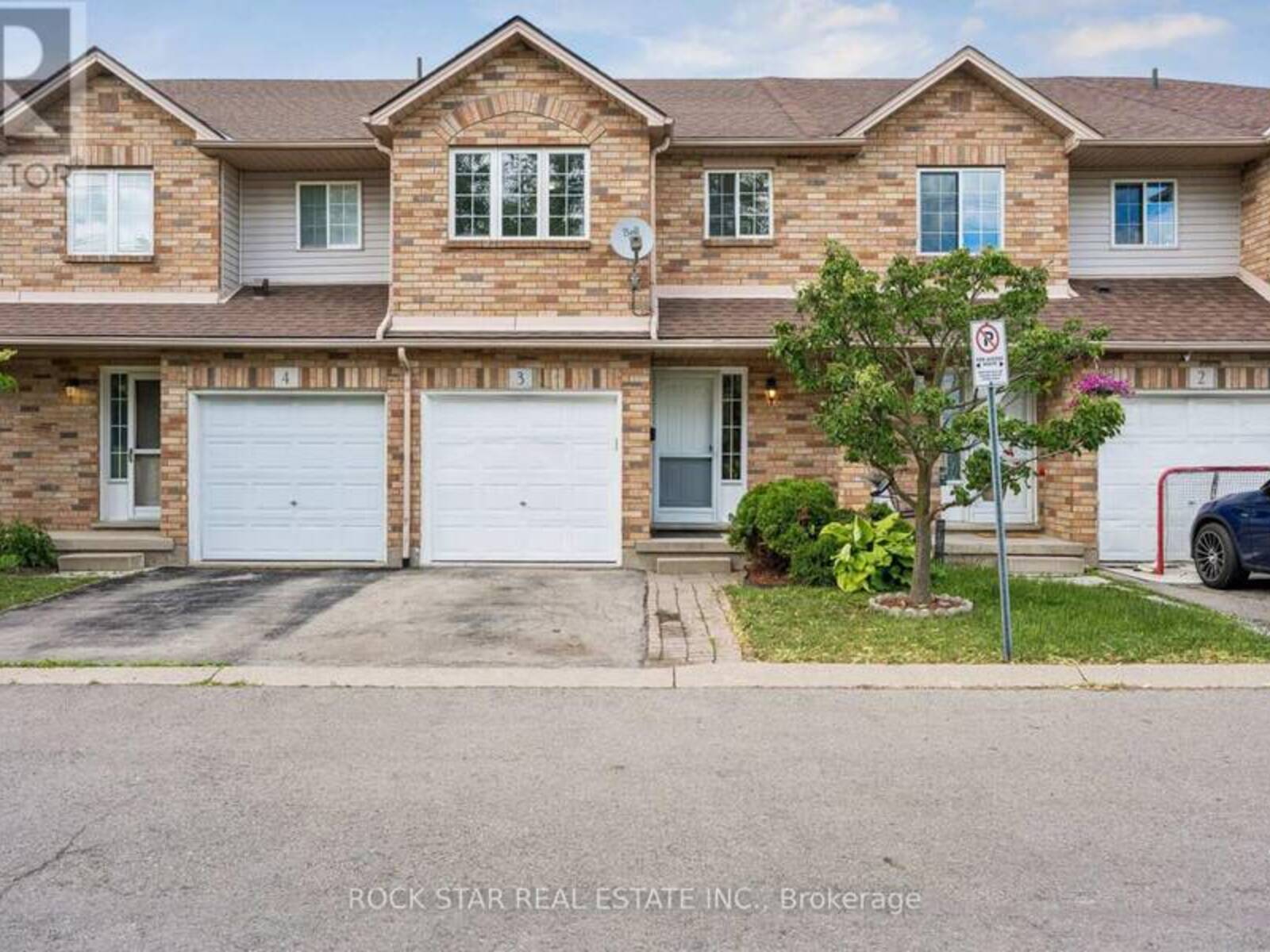 3 - 1860 UPPER GAGE AVENUE, Hamilton, Ontario L8W 3Y6