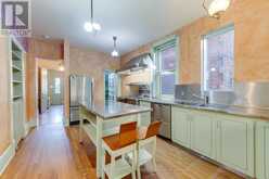 21 ROSE AVENUE | Toronto Ontario | Slide Image Thirteen