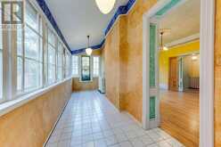 21 ROSE AVENUE | Toronto Ontario | Slide Image Nine