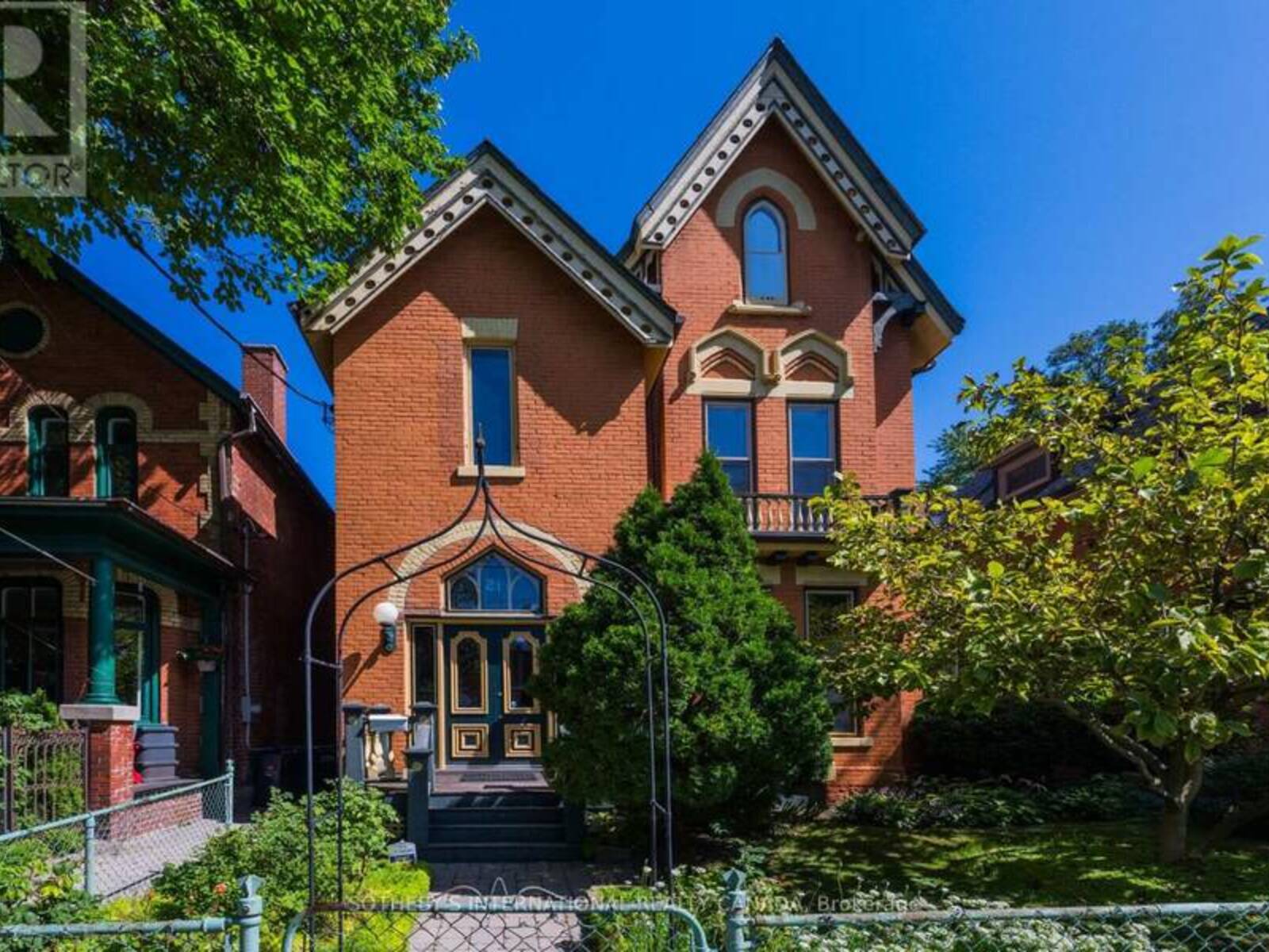 21 ROSE AVENUE, Toronto, Ontario M4X 1N7