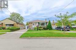 20 BASILDON CRESCENT | Toronto Ontario | Slide Image Two