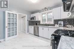 20 BASILDON CRESCENT | Toronto Ontario | Slide Image Three