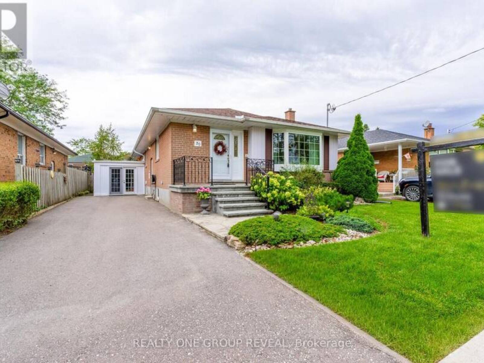 20 BASILDON CRESCENT, Toronto, Ontario M1M 3E2