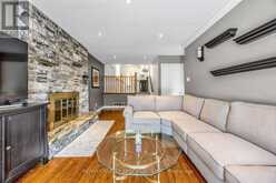 16 LANGEVIN CRESCENT | Toronto Ontario | Slide Image Nine
