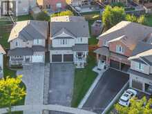 74 WEIR STREET | Bradford West Gwillimbury Ontario | Slide Image Five