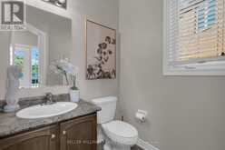74 WEIR STREET | Bradford West Gwillimbury Ontario | Slide Image Nine