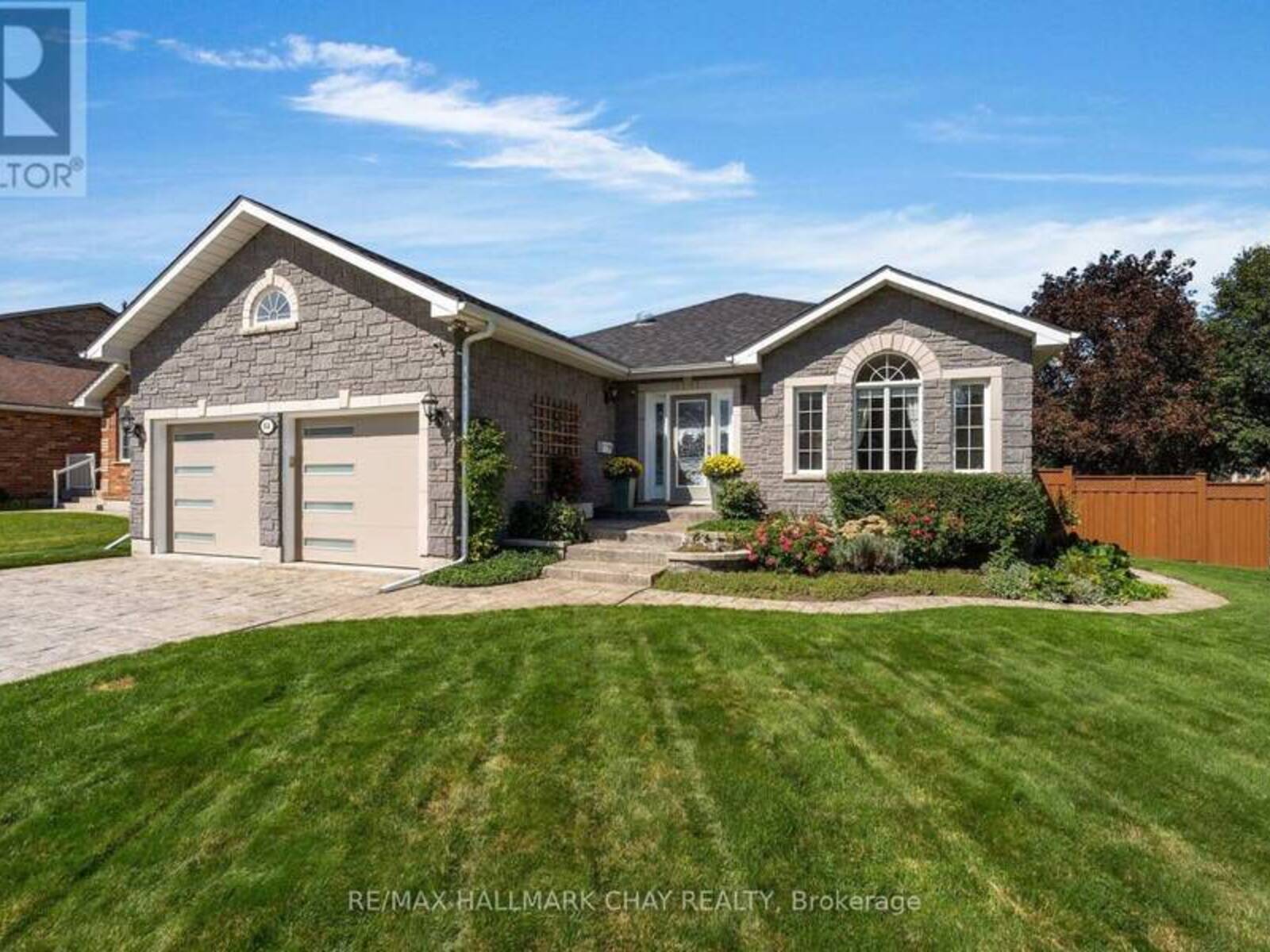 53 BROOKFIELD CRESCENT, Barrie, Ontario L4N 9R6