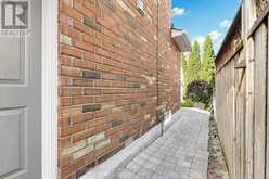 5853 SWORDSMAN DRIVE | Mississauga Ontario | Slide Image Thirty-eight