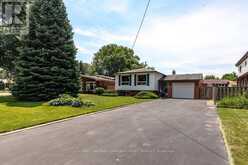 409 MOHAWK ROAD W | Hamilton Ontario | Slide Image Two